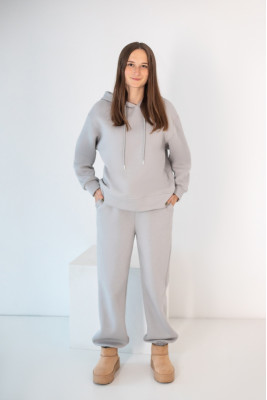 Костюм жіночий